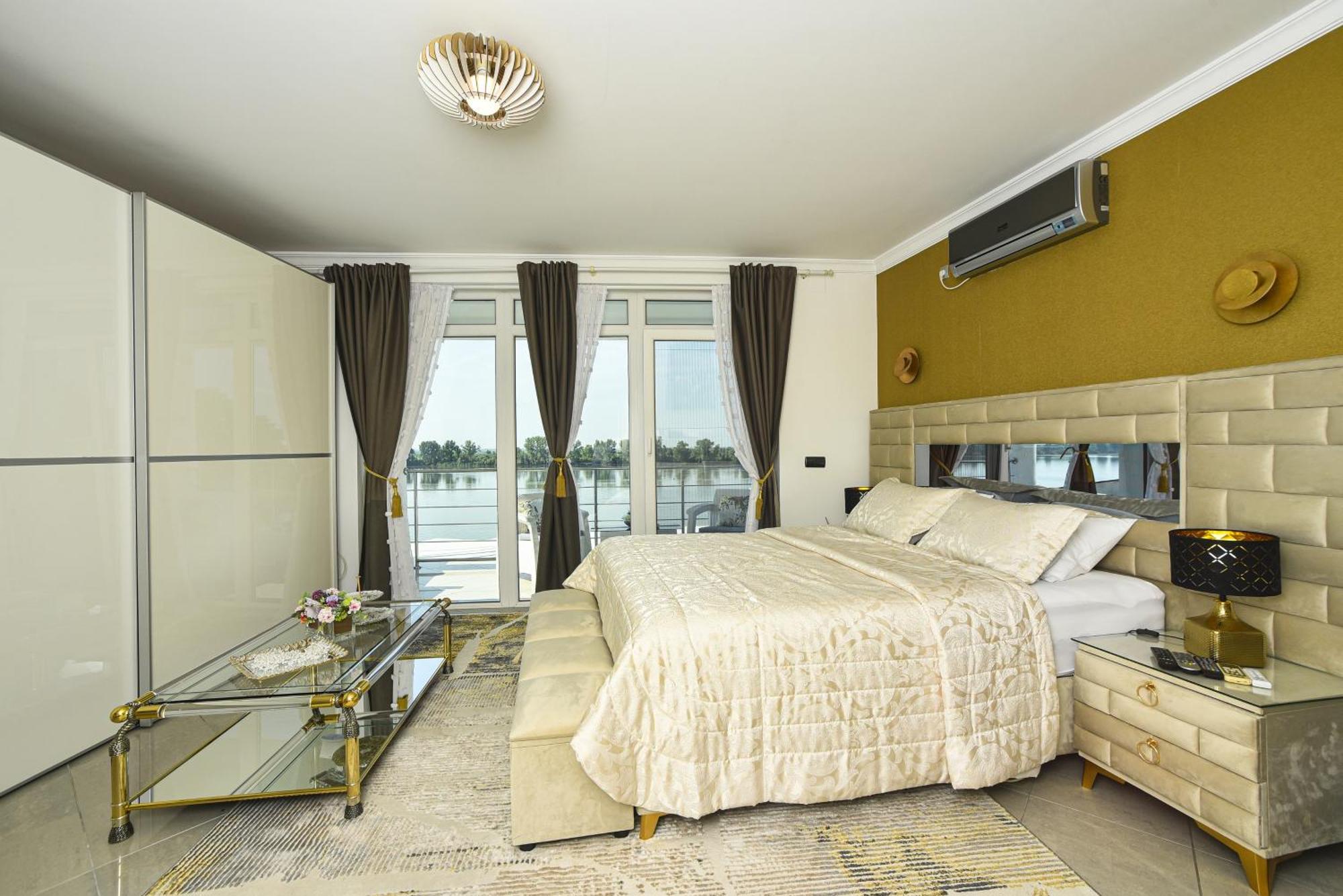 Apartments Villa Graf Smederevo Ngoại thất bức ảnh